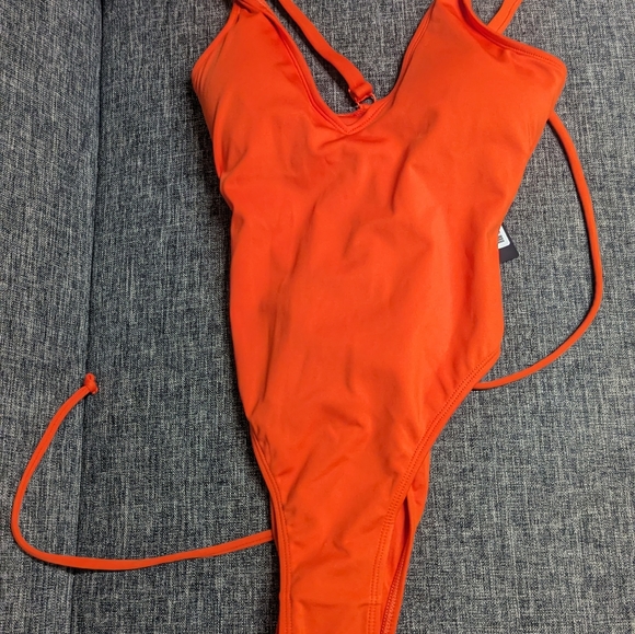 Ta3 Hi Cut Plungy - Picture 4 of 10